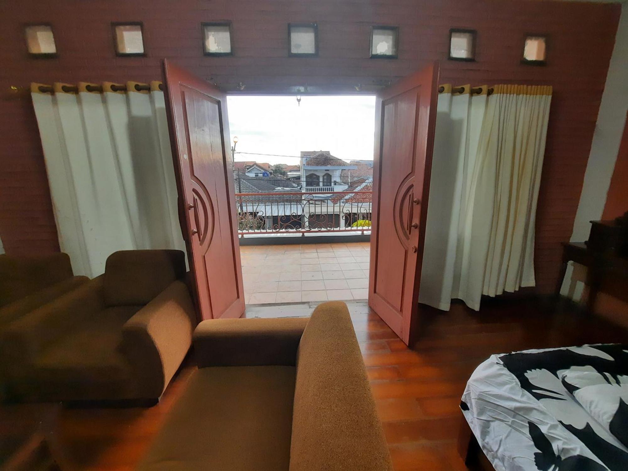Acidalia Syariah Wisma tamu 2*